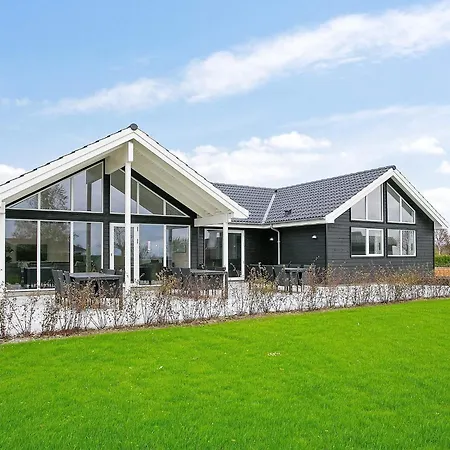 18 Person In Casa de Férias