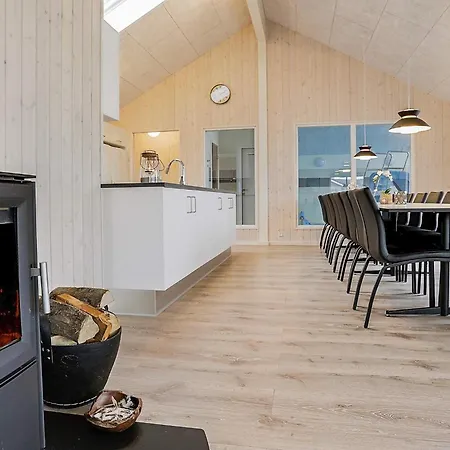 Casa de Férias 18 Person In *